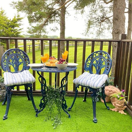 Lake District Romantic Get Away In 1 Acre Gardens Off M6 เพนริท ภายนอก รูปภาพ