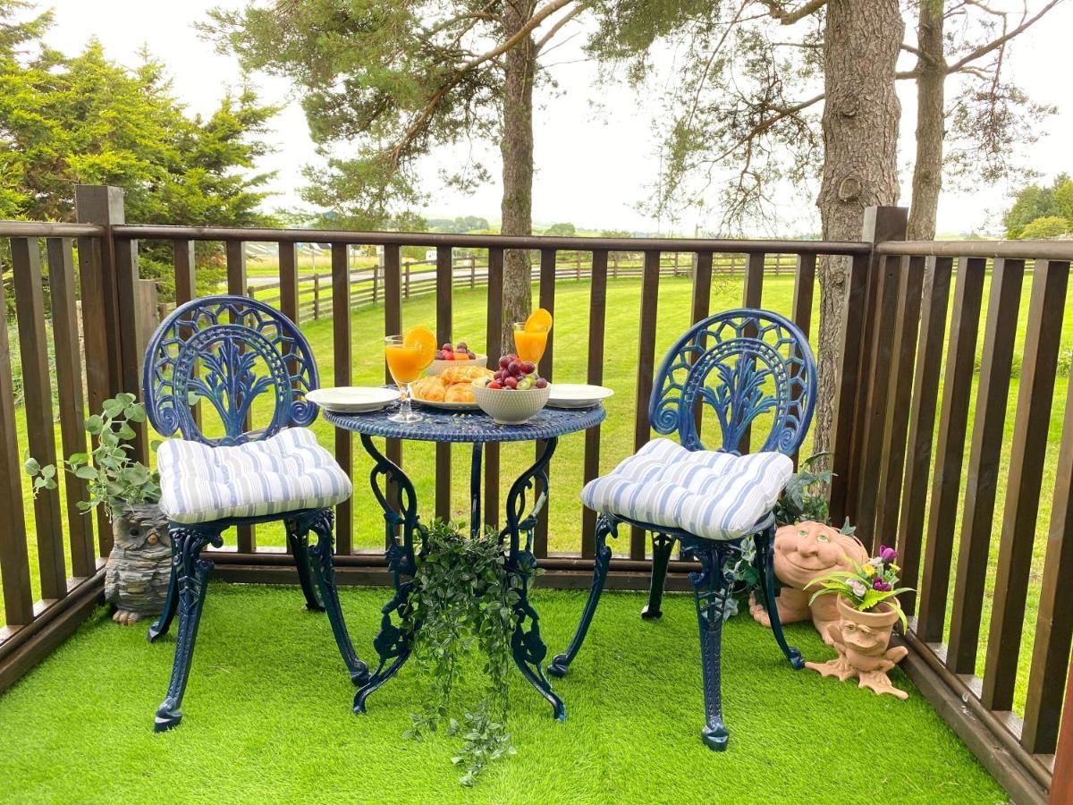 Lake District Romantic Get Away In 1 Acre Gardens Off M6 เพนริท ภายนอก รูปภาพ